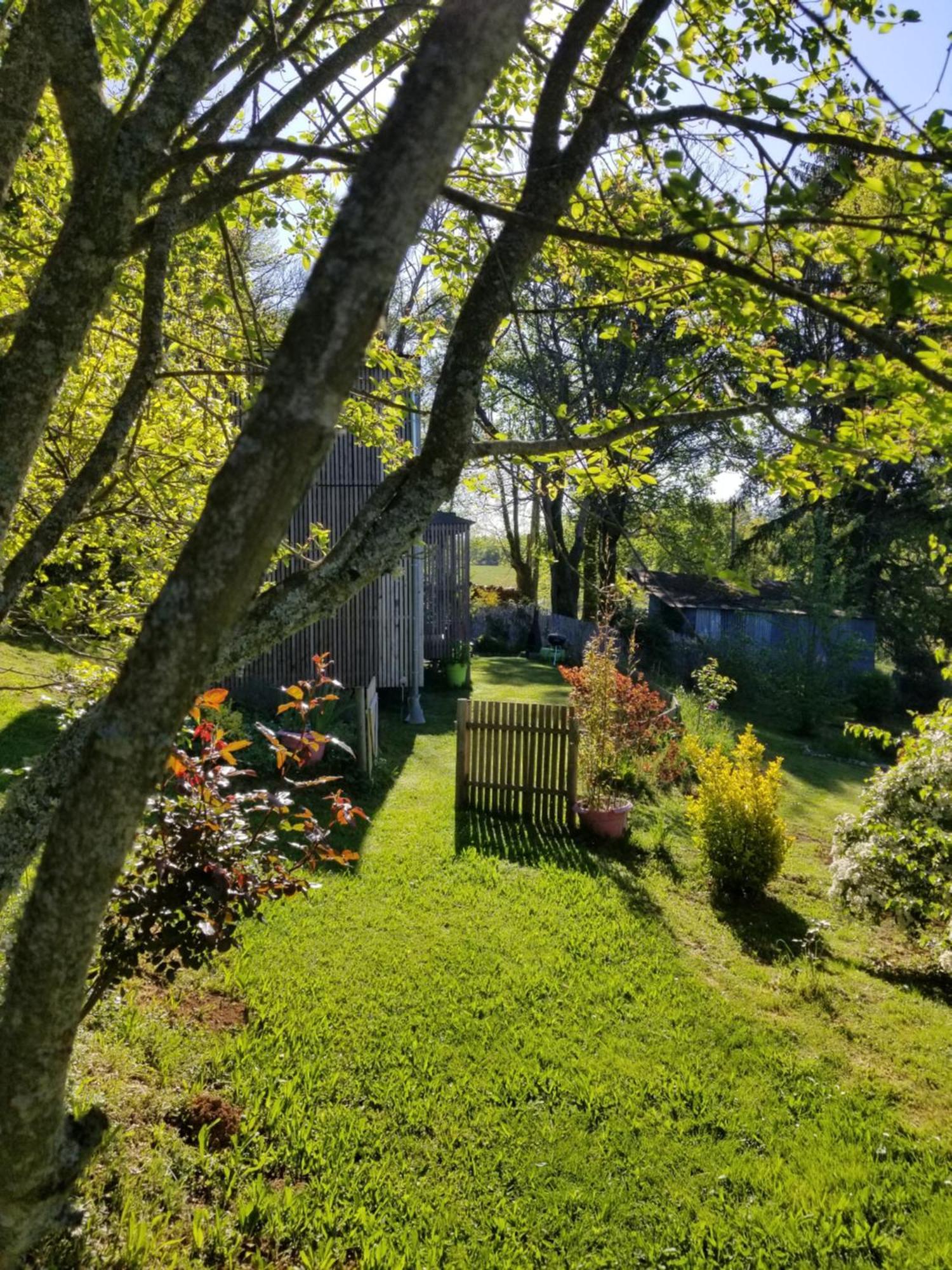 Le Petit Paradis, Mini Maison,Nature,Confort,Calme Saint-Julien-le-Petit Exterior foto